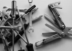 Black,And,White,Image,Of,Blades,And,Screws,Of,Steel